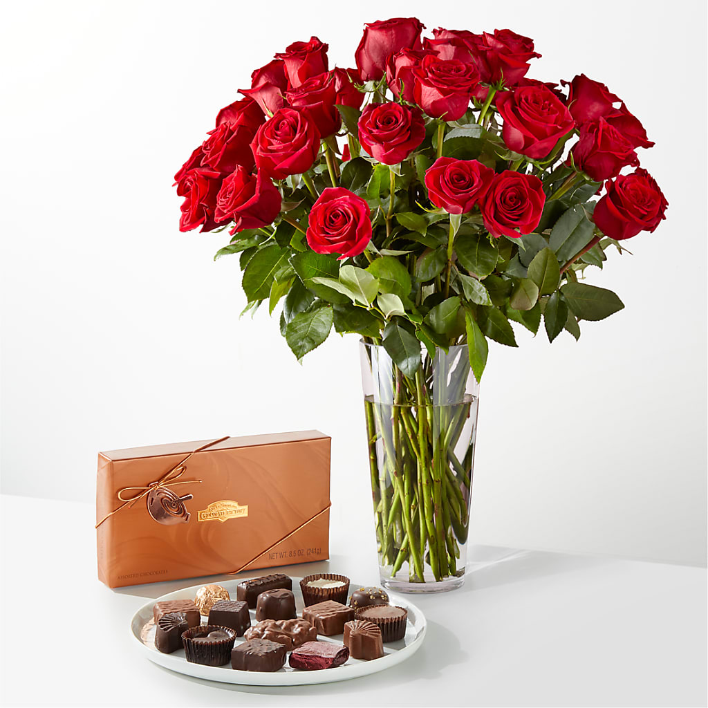 Romantic Long Stem Red Rose Bouquet Bundles – Portage Florals, Portage PA