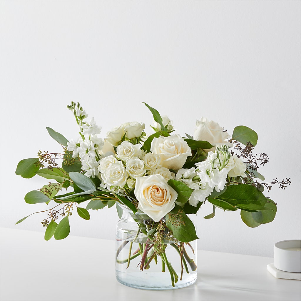 Fresh Linen Bouquet – Portage Florals, Portage PA