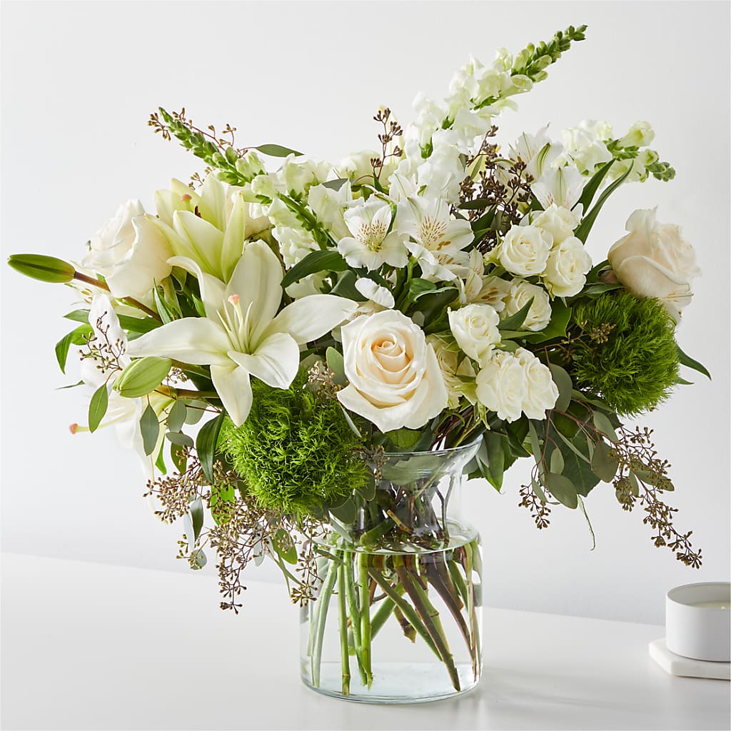 Fresh Linen Bouquet – Portage Florals, Portage PA