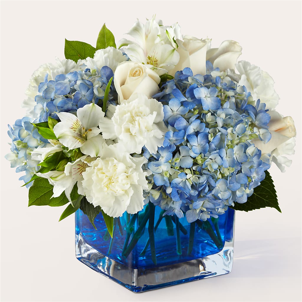 Soothing Waters Bouquet – Portage Florals, Portage PA