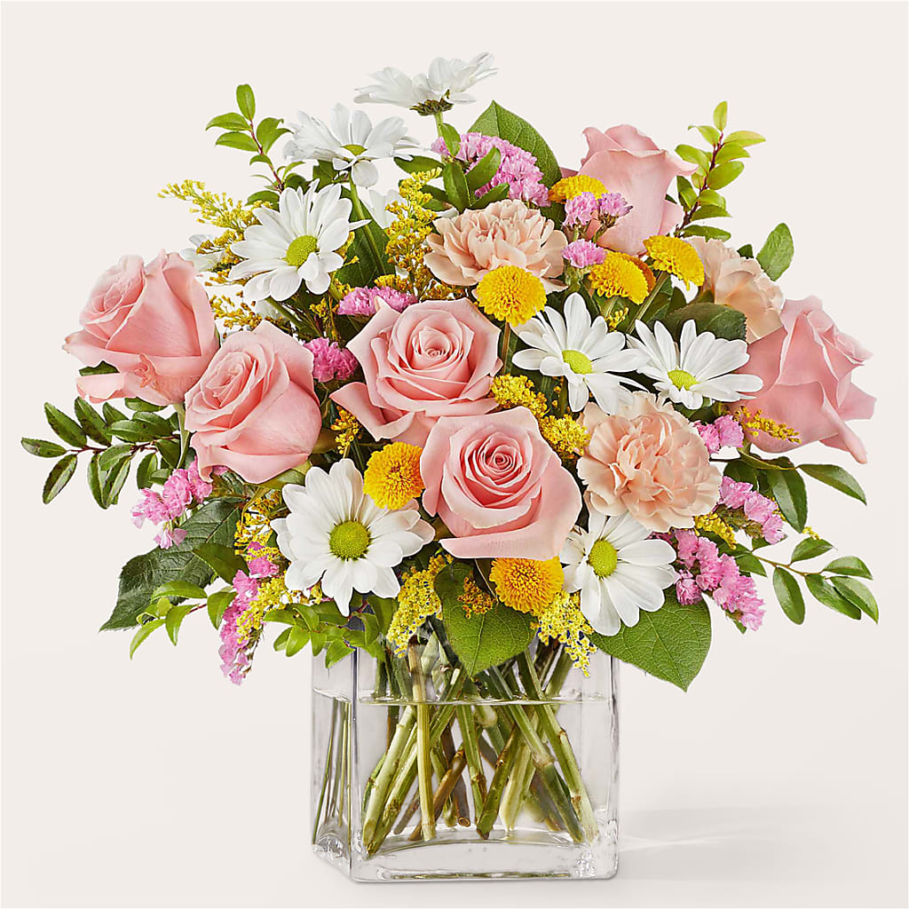 Country Cottage Bouquet – Portage Florals, Portage PA