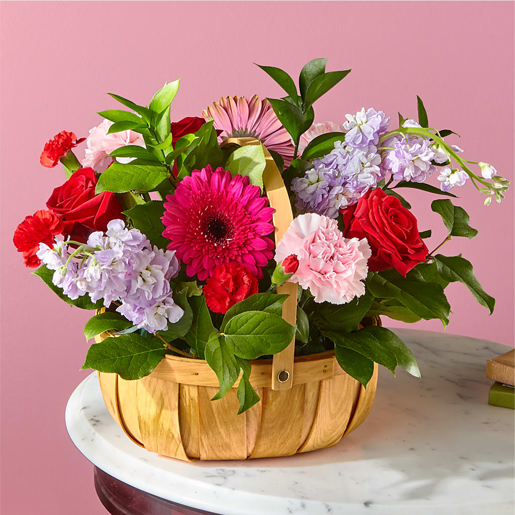 Pink Picnic Basket – Portage Florals, Portage PA