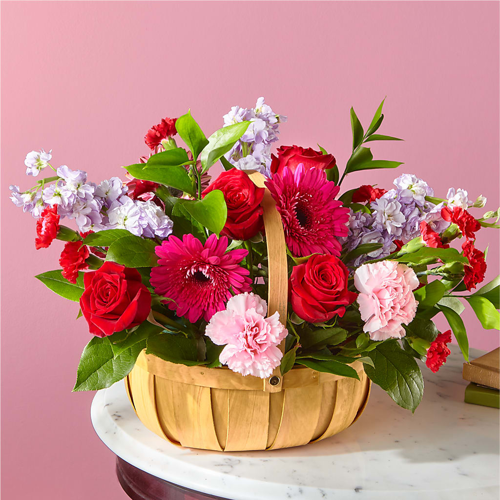 Pink Picnic Basket – Portage Florals, Portage PA