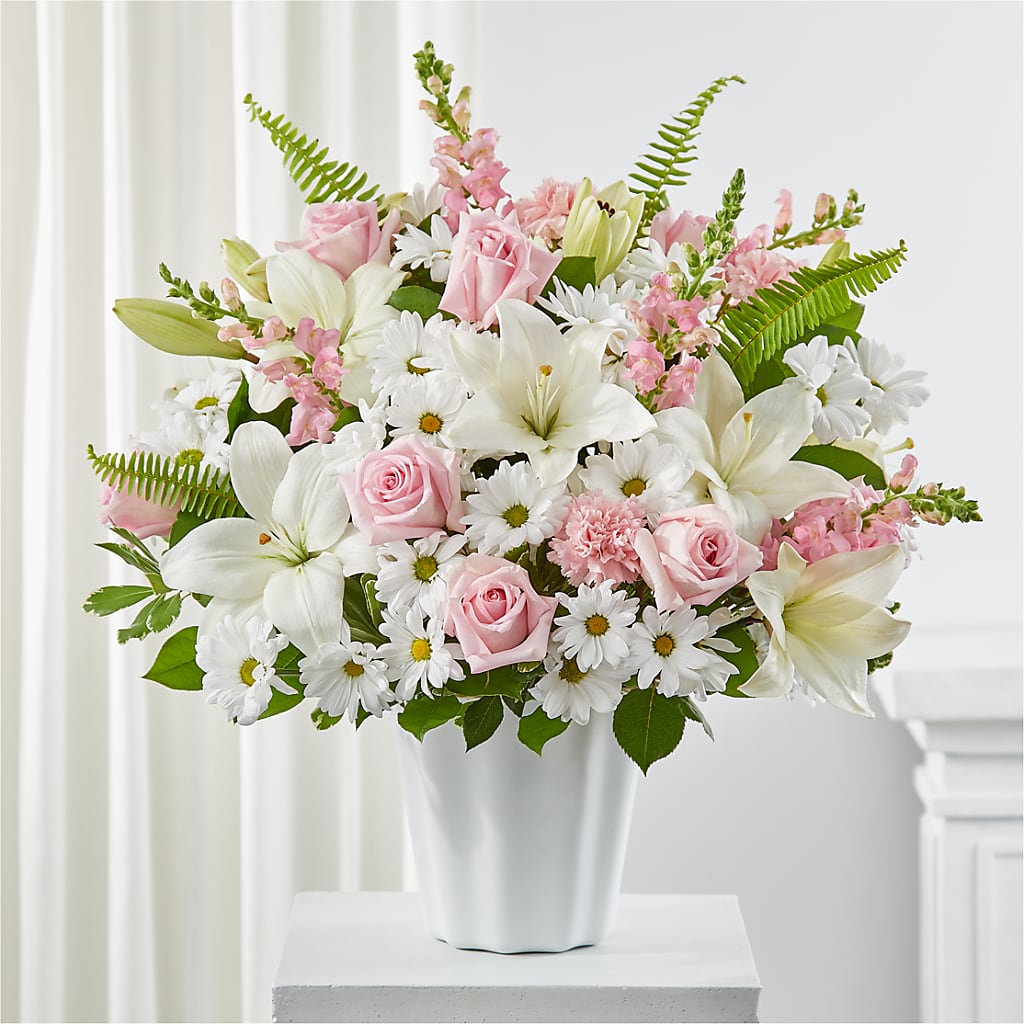 Soft Touch Tabletop Basket – Portage Florals, Portage PA