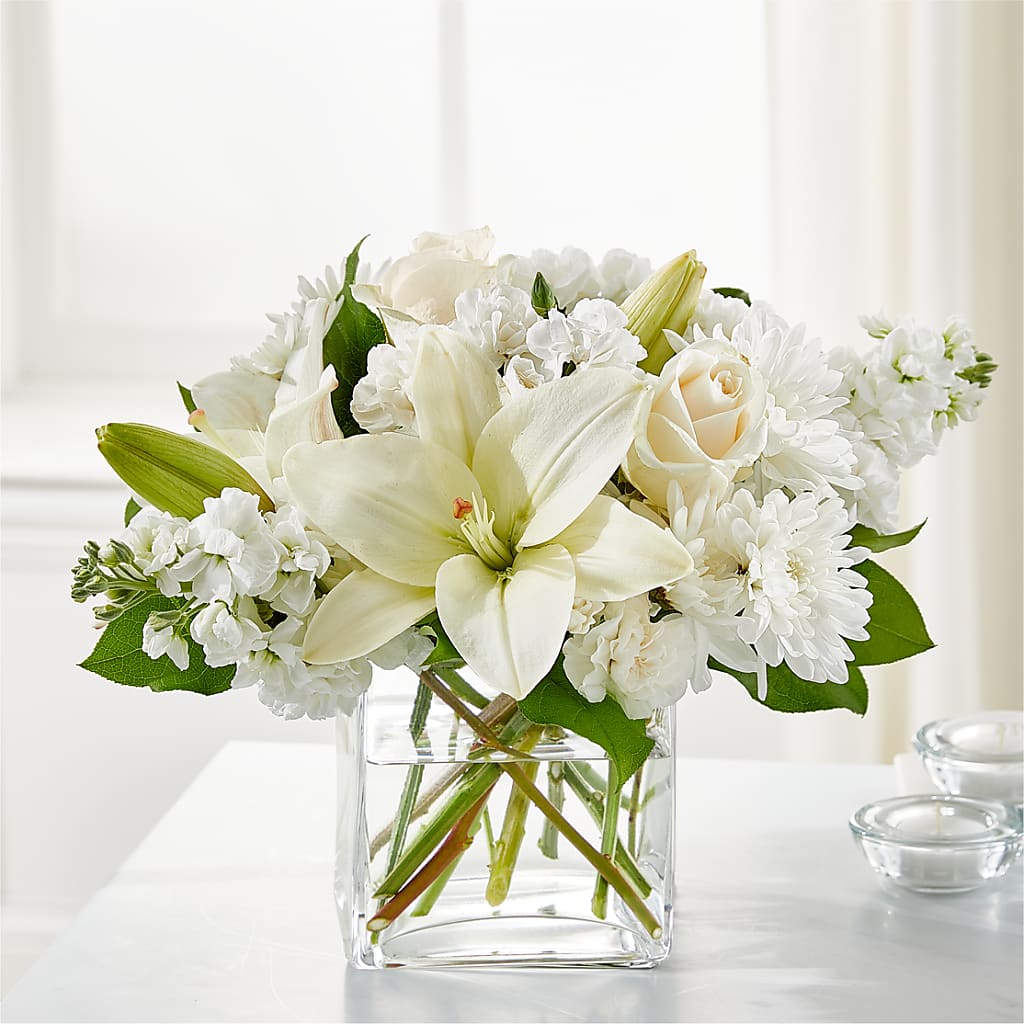 Gentle Breeze Bouquet – Portage Florals, Portage PA