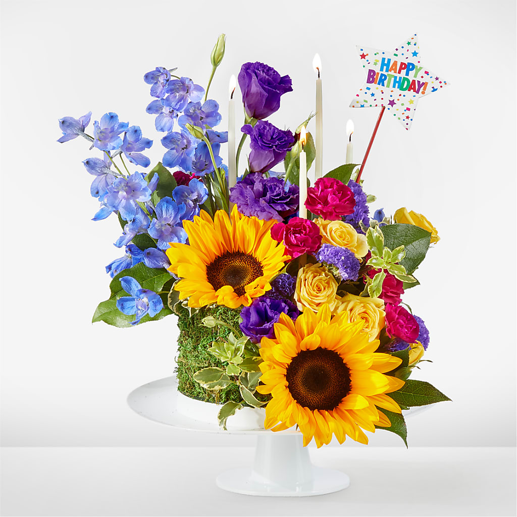 Star of the Day Floral Cake – Portage Florals, Portage PA
