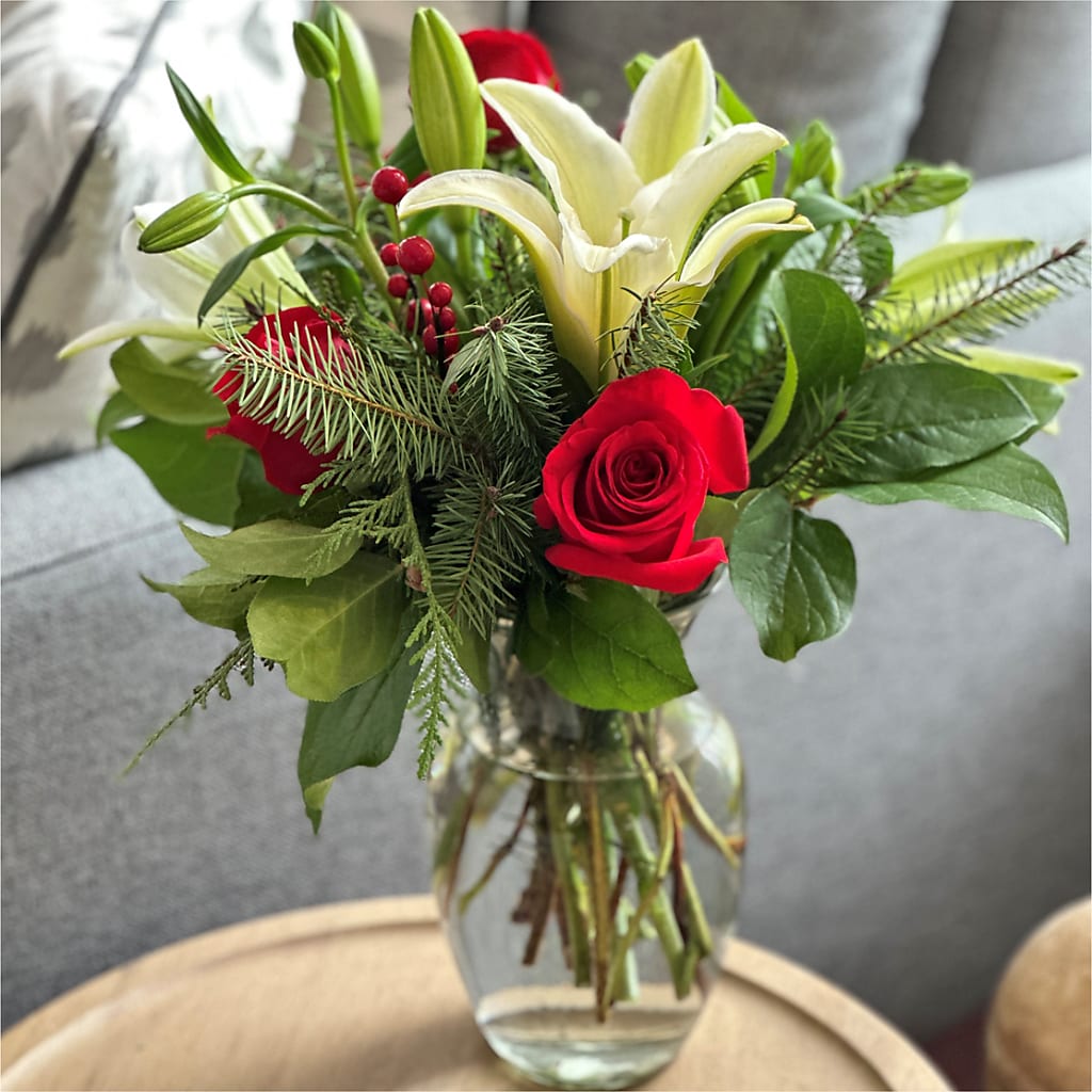 Sparkling Snowflakes Bouquet –  Portage Florals, Portage PA