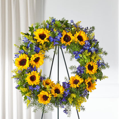Bright Rays Wreath –  Portage Florals, Portage PA