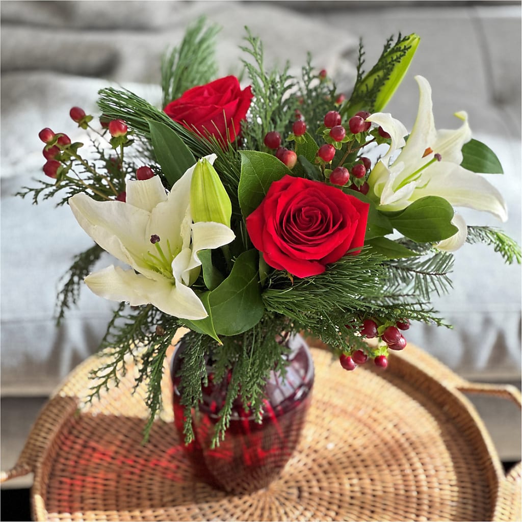 Evergreen Delight Bouquet –  Portage Florals, Portage PA
