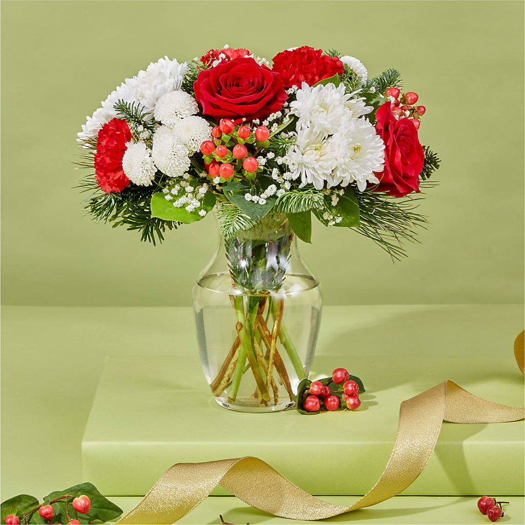 Chance of Flurries Bouquet –  Portage Florals, Portage PA
